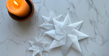 How to Make Solstice Stars (Waldorf Paper Stars)